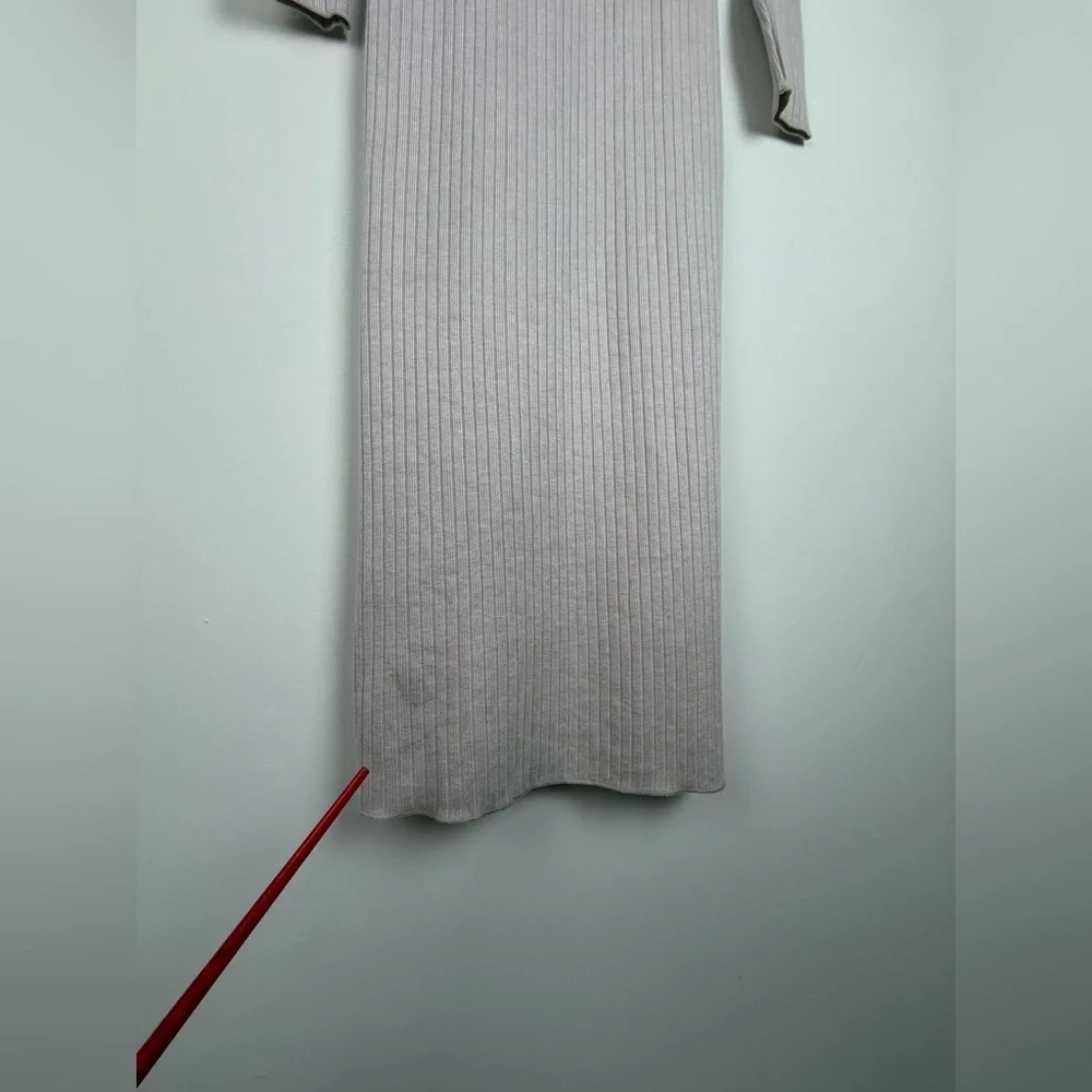Zara Cream Long‎ Sleeve Dress V-Neck Knit Slit Classic Wardrobe Staple Capsule